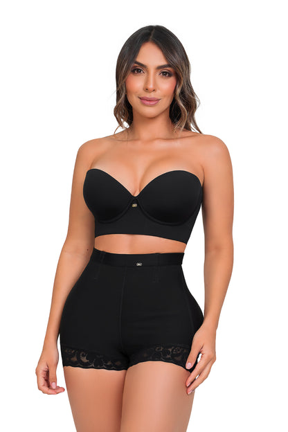 Panty cachetero levanta cola ultrainvisible con encaje en piernas
Panty moldeador con control de abdomen y realce natural de glúteos
Panty cachetero sin costuras con ajuste cómodo y femenino
Panty invisible tipo cachetero con tanga de regalo
Panty Stagmi SMI04027 realce discreto y ajuste seguro