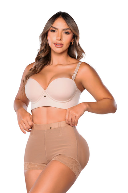 Panty cachetero levanta cola ultrainvisible con encaje en piernas
Panty moldeador con control de abdomen y realce natural de glúteos
Panty cachetero sin costuras con ajuste cómodo y femenino
Panty invisible tipo cachetero con tanga de regalo
Panty Stagmi SMI04027 realce discreto y ajuste seguro